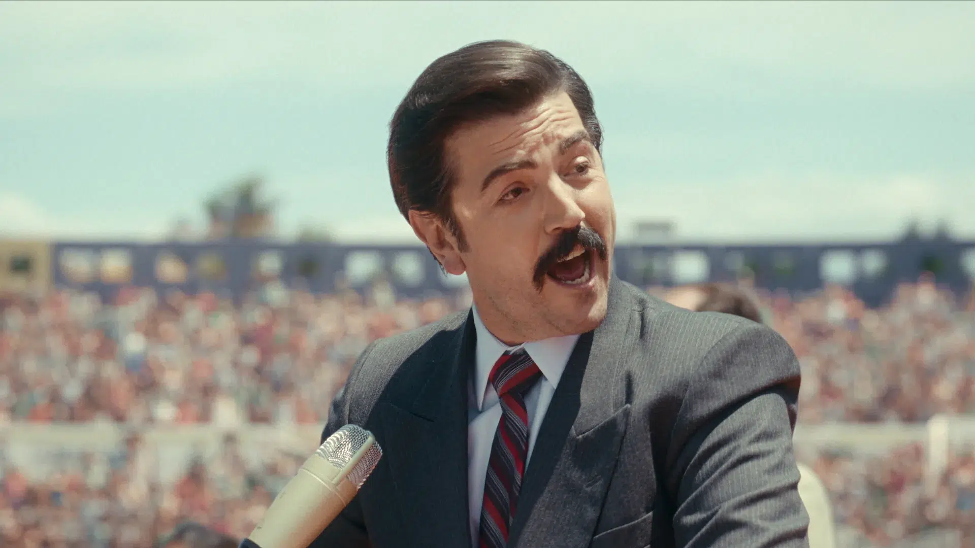 Mexico 86: Diego Luna brilha em drama esportivo leve e envolvente na Netflix