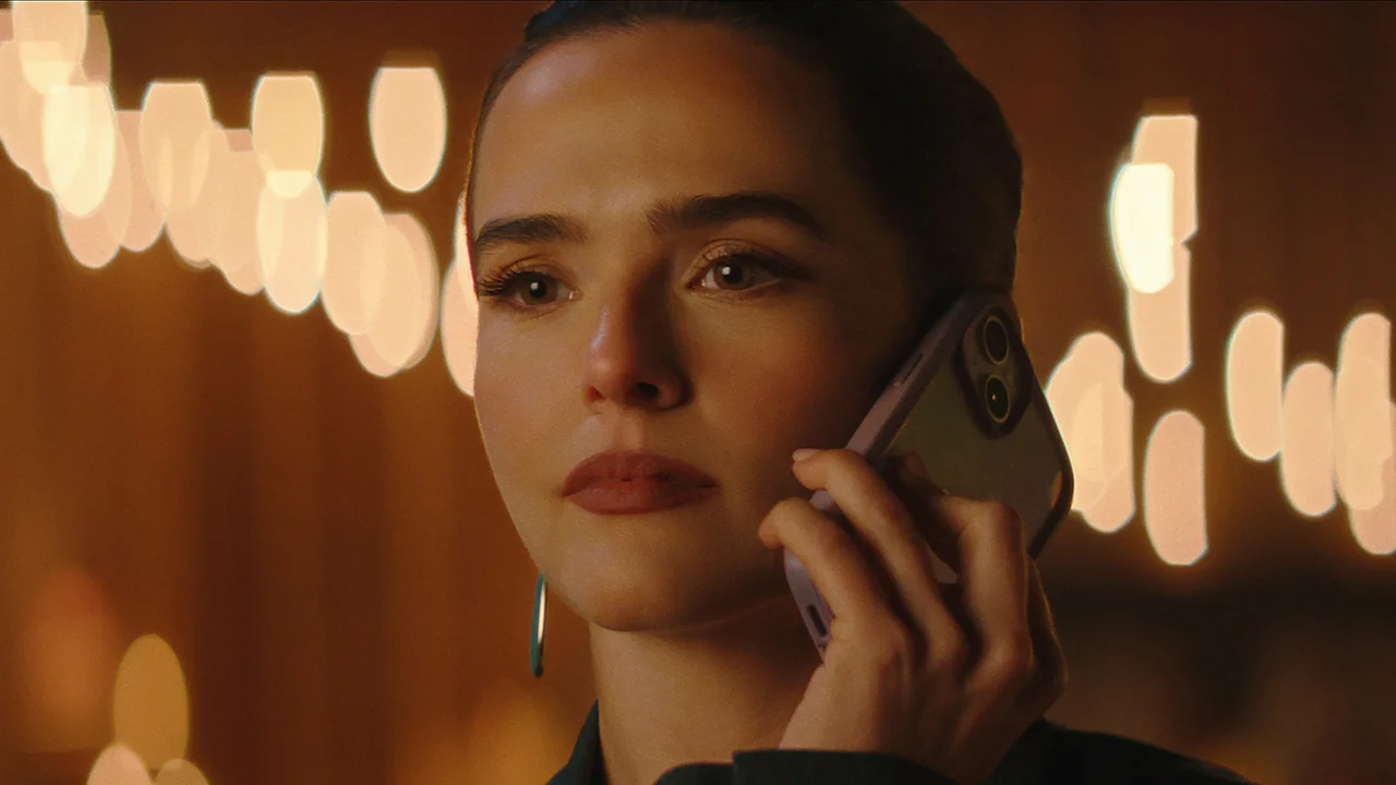 De “Como se Fosse a Primeira Vez” a “Recados para Isabelle”: os 3 filmes da Zoey Deutch na Netflix, do melhor ao mais surpreendente